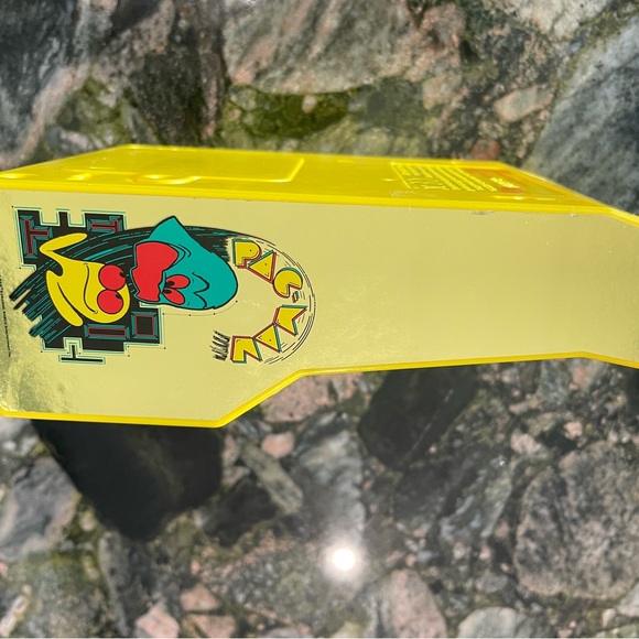 Handheld Arcade Console - Yellow - Picture 3 of 6